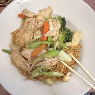 #48 Beef / Chicken Chow Mein