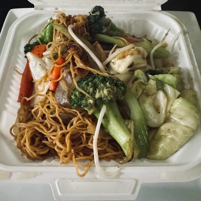 #45 Vegtarian Chow Mein.