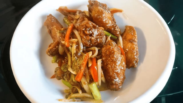 A8 Fried Chicken Wings.