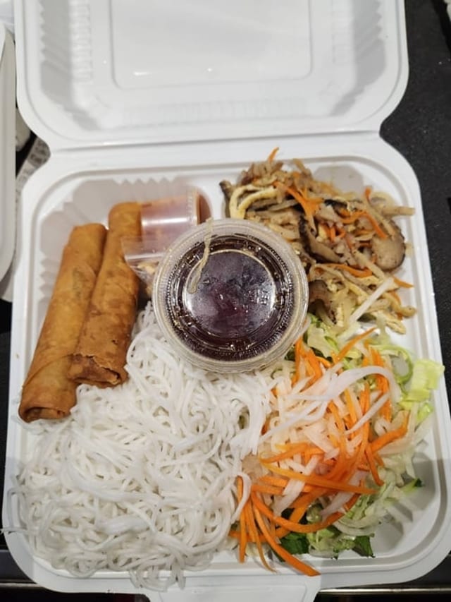 #42 Vegetarian Shredded Tofu, Mushroom, Carrot & Egg Rolls Over Vermicelli.