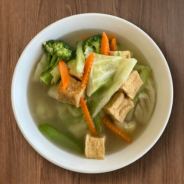 #41 Vegetarian Rice / Egg Noodle Soup.